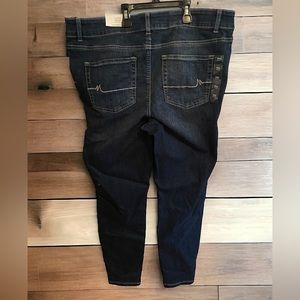 Maurice’s skinny Jean